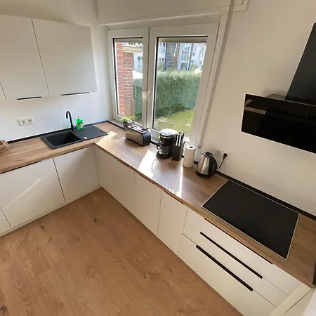 House L 10 Beds L 5 Bedrooms L 4 Bathrooms L Wi-fi Lippstadt