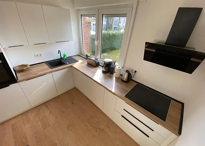 House L 10 Beds L 5 Bedrooms L 4 Bathrooms L Wi-fi Lippstadt